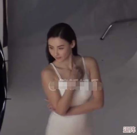 张柏芝下面的毛又长又粗，网友调侃：这也太真实了吧，难道是为了迎合某种时尚潮流？