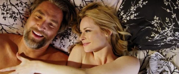 掀开奶罩边躁狠狠躁三p，体验前所未有的激情与刺激，让你沉浸在欲望的海洋中无法自拔